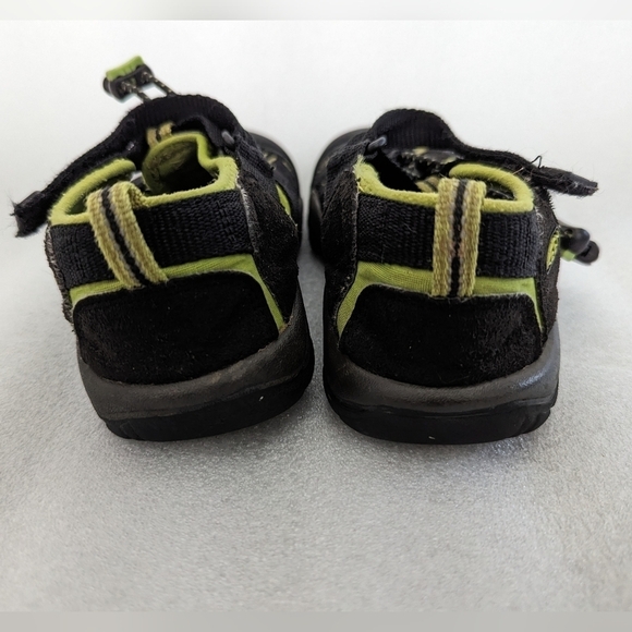 KEEN black and green kids sandals boys size 2 - Picture 6 of 9